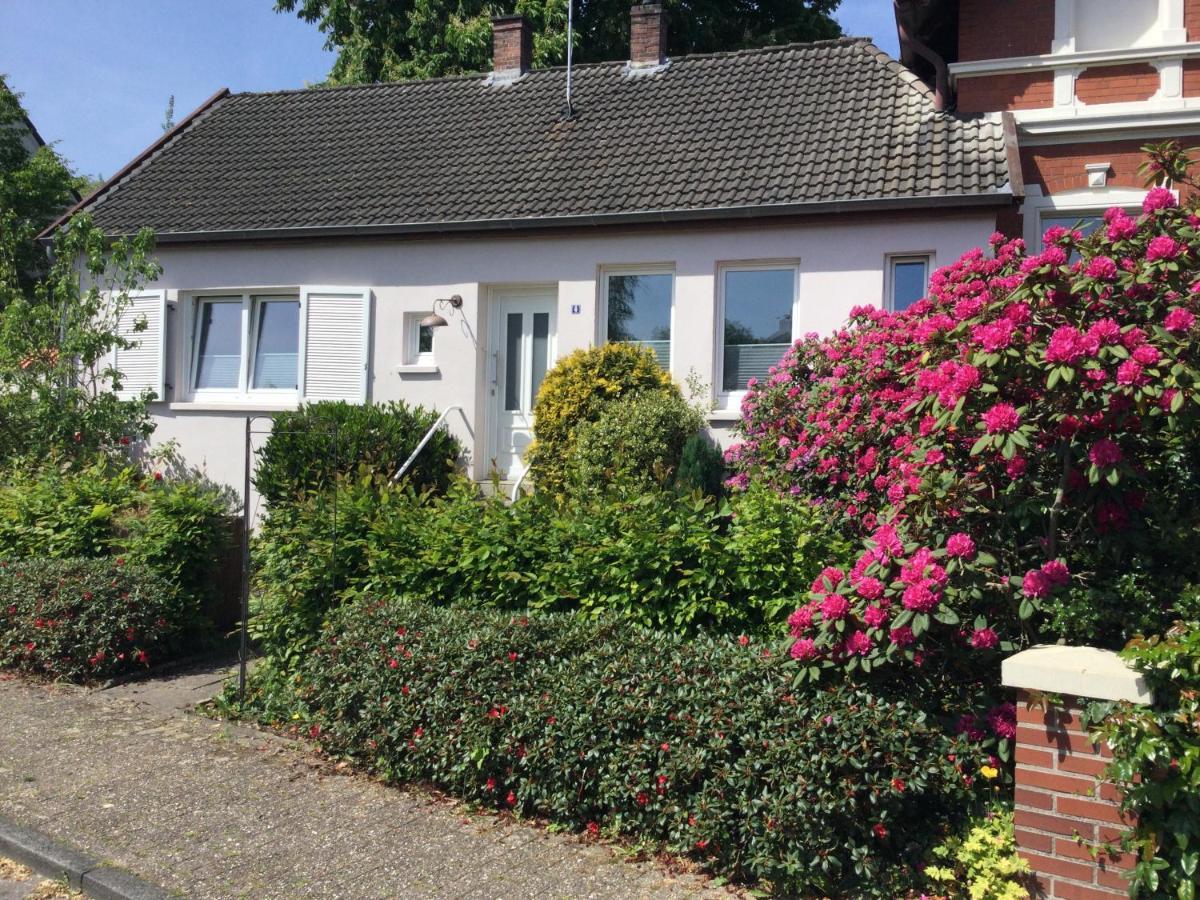 Ferienhaus Us Luett Hus Und Das Zimmer Linde Im Haupthaus 奥尔登堡 外观 照片