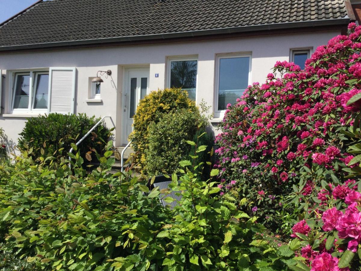 Ferienhaus Us Luett Hus Und Das Zimmer Linde Im Haupthaus 奥尔登堡 外观 照片